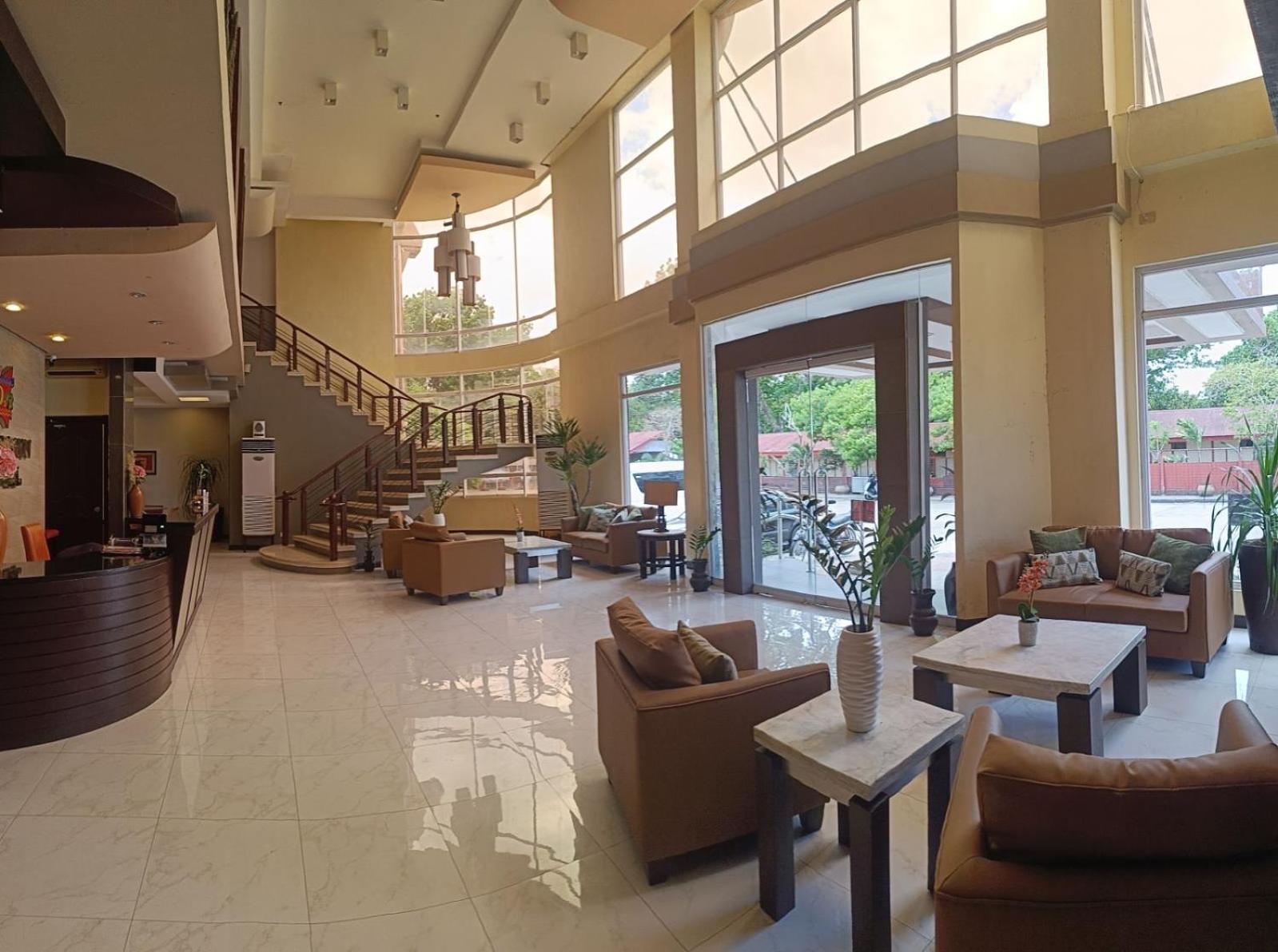 Mo2 Westown Hotel - Mandalagan Баколод Екстер'єр фото
