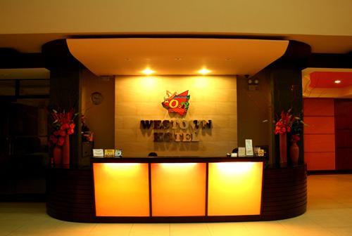 Mo2 Westown Hotel - Mandalagan Баколод Екстер'єр фото