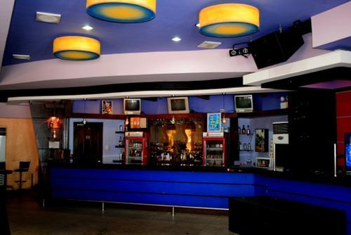 Mo2 Westown Hotel - Mandalagan Баколод Екстер'єр фото